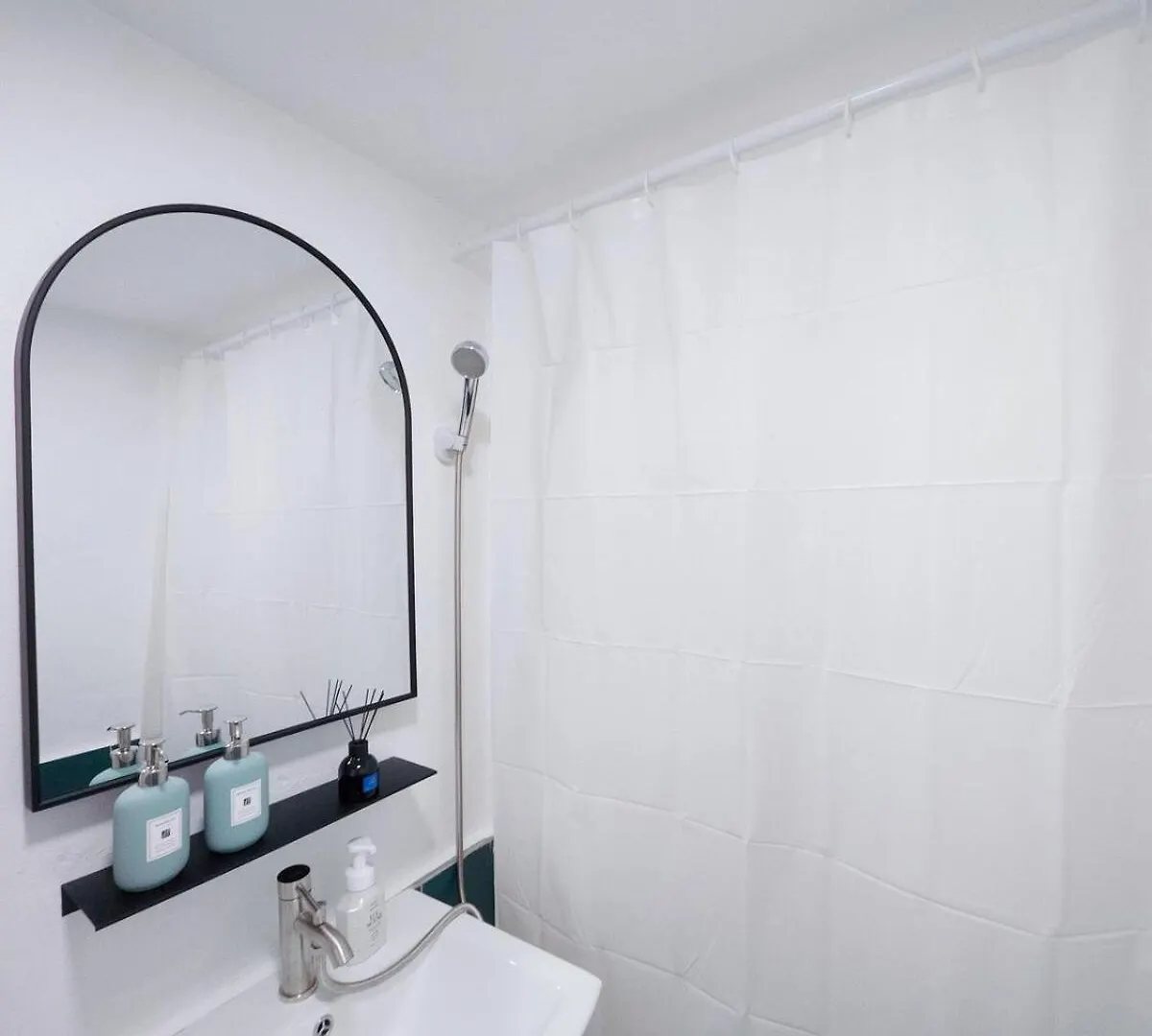 Retreat B102 Apartment Seoul