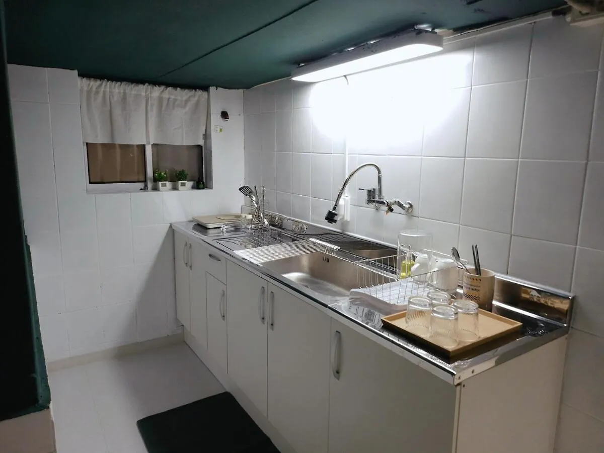 Retreat B102 Apartment Seoul